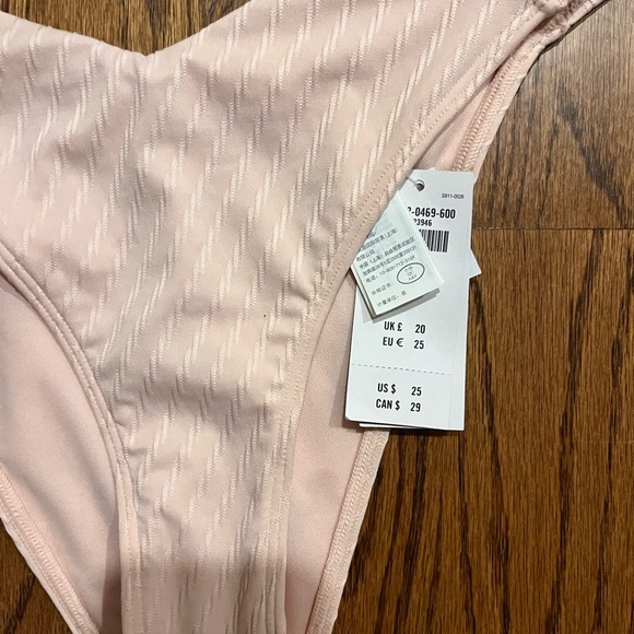 Abercrombie bikini top & bottom - Picture 5 of 5